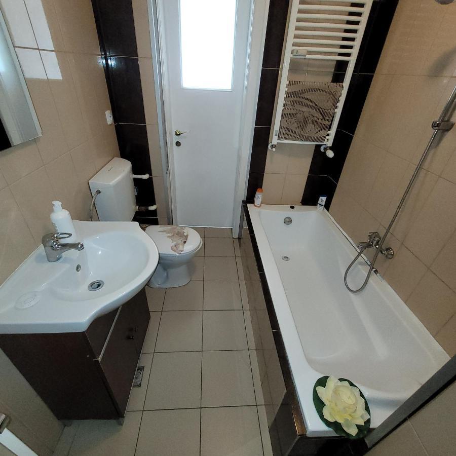 Anastasia Bratianu Apart 24B Beautiful View Self Check From 2 Pm بوخارست المظهر الخارجي الصورة